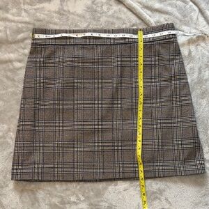 Madison d’Amelie Plaid Mini Skirt in Navy and Tan size 14